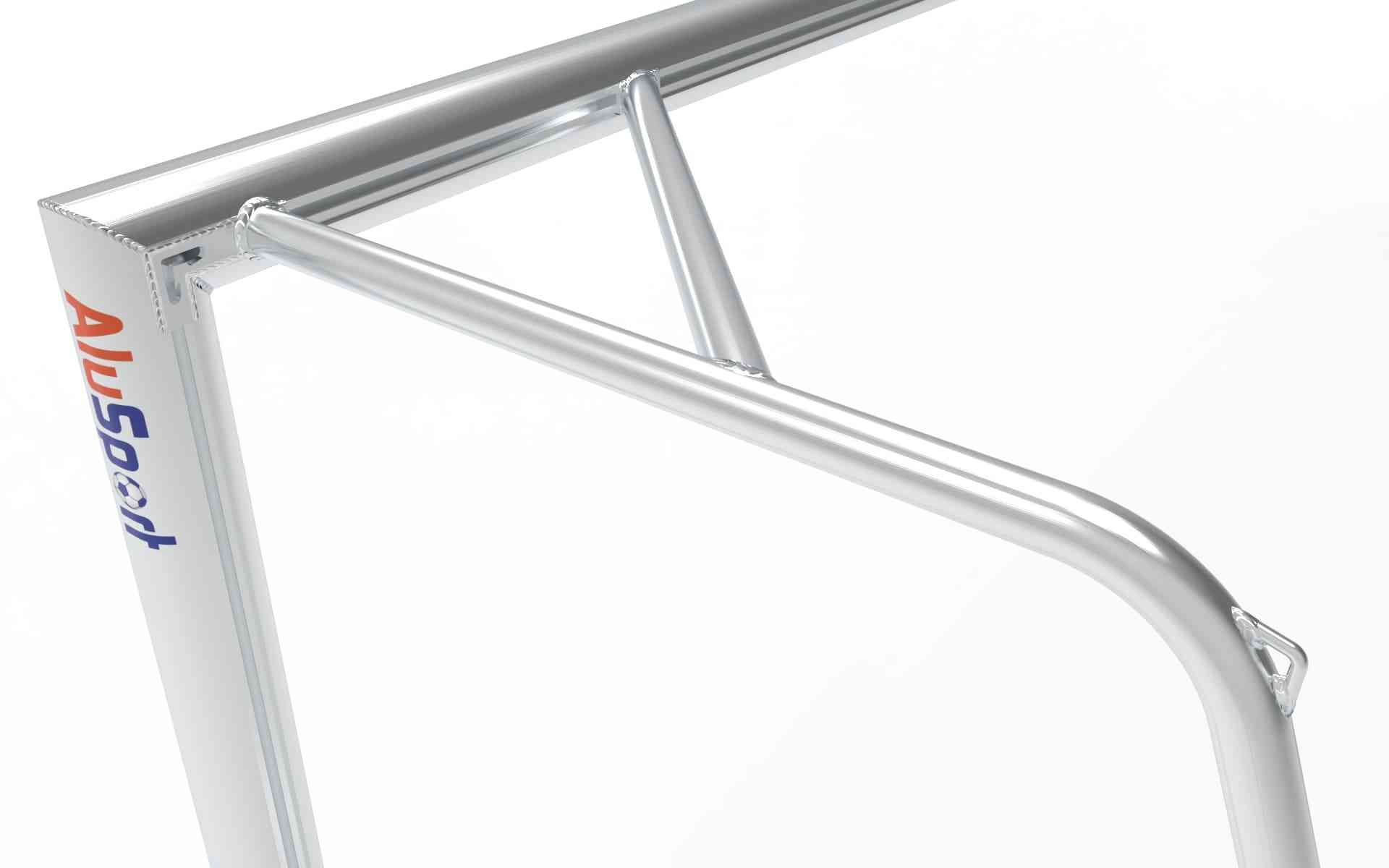 Detail van de bovenhoek van het aluminium voetbaldoel met verstevigde constructie. Ideaal voor intensief gebruik bij voetbalwedstrijden.
