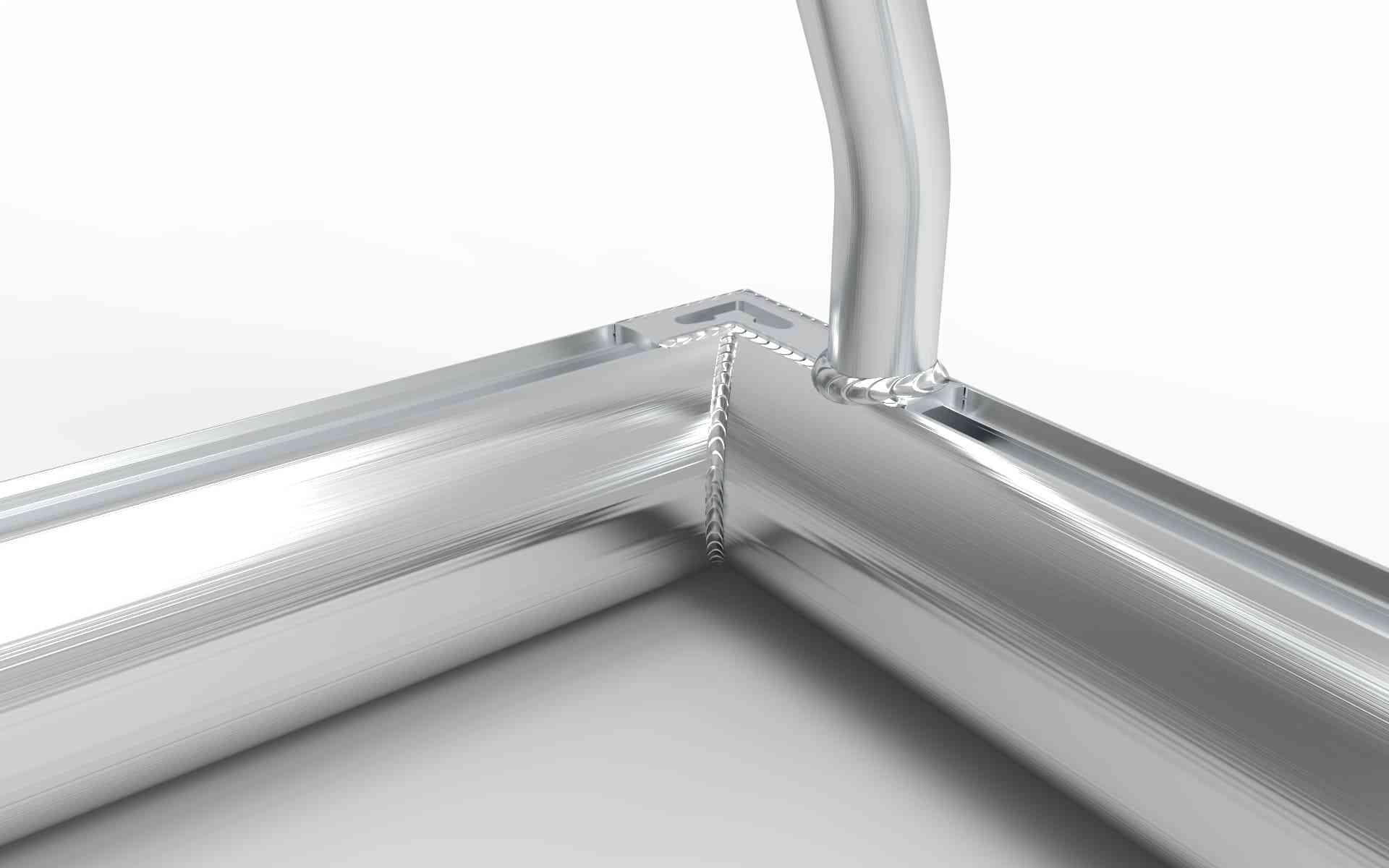 Close-up van de gelaste aluminium hoeken van het voetbaldoel. Hoogwaardige afwerking voor extra stevigheid en duurzaamheid op het veld.