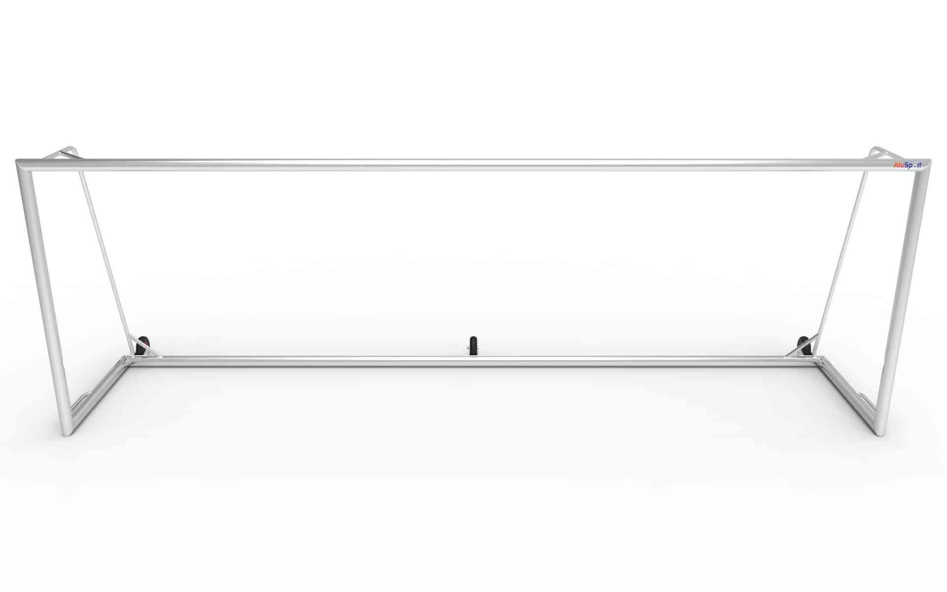 Achteraanzicht van het grote aluminium voetbaldoel 732x244cm. Professionele kwaliteit, weerbestendig en ontworpen voor intensief gebruik op het veld.