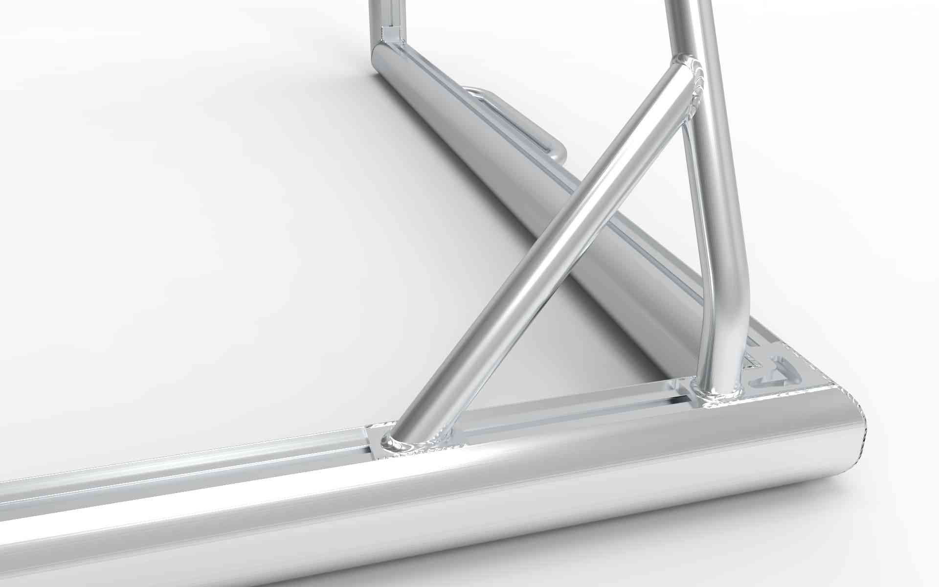 Versterkte hoeken van het aluminium voetbaldoel 732x244cm. Extra stabiliteit en duurzaamheid voor intensief gebruik op sportvelden.
