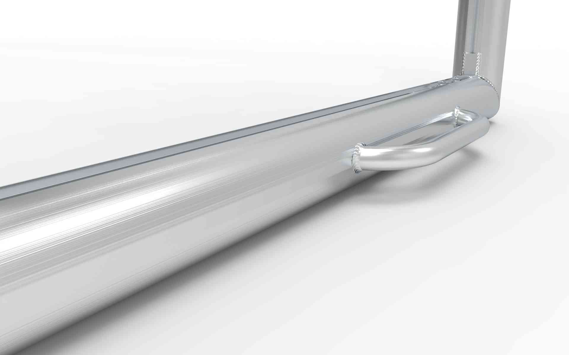 Detail van de onderkant van het aluminium voetbaldoel met een stevige handgreep. Ontworpen voor eenvoudig transport en positionering.